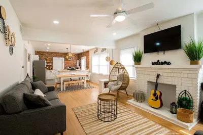 Image de Sunset Heights Bungalow near Downtown and Utep