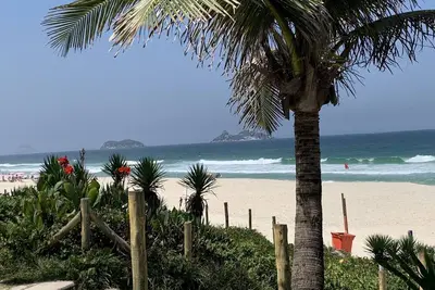 Image de Apt blocks from the beach + close to Olegário Maciel and Metro