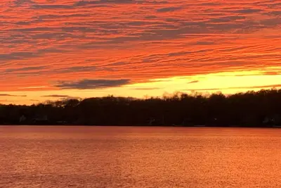 Image de Lakefront Cabin (15 minutes from Jack Frost, 25 minutes from Camelback)