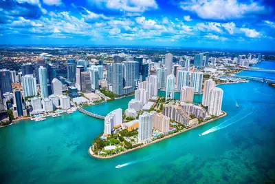 Image de Luxurious Miami 3 Br w\/ Rooftop Pool, Gym, Parking