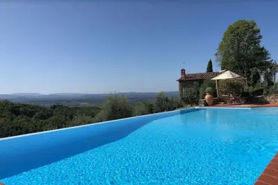 Image de Cypress trees 1 - Old stone barn, pool and breathtaking views