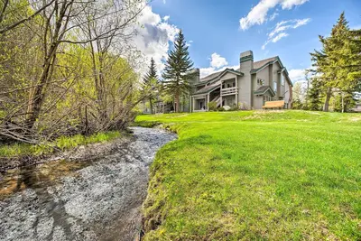 Image de Hot Tub Access: Mammoth Lakes Nature Escape!