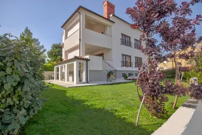 Neue Villa in Premantura, 5 Min. zu fuß zum Strand, Luxuriös Fewo 115m2