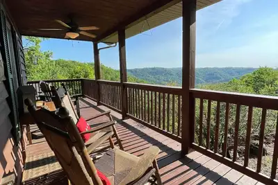 Image de Mountain Cabin with sunset VIEWs for Miles! Close to Boone and Blowing Rock