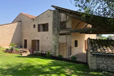 Image de Gîte en Périgord au coeur des vignobles - avec Piscine