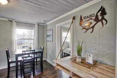 Image de Bright & Cozy Cottage Near Lake Coeur d'Alene – Perfect for Families & Fun!