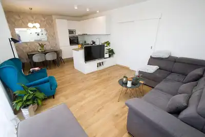 Image de Appartement de vacances Makarska pour 1 - 8 personnes avec 3 chambres à coucher - Appartement de vac