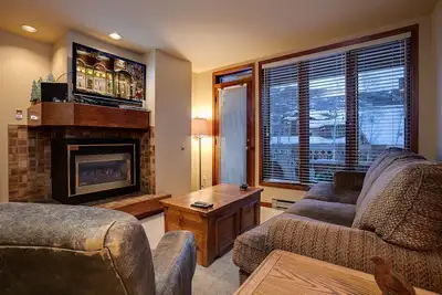 Image de Tr1207 | Close to Skiing | 10 Hot Tubs | Winter Shuttle | Pools