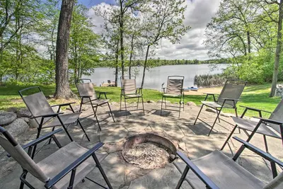 Image de Stunning Crosslake Cabin w/ Deck and Lake Views!