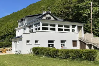 Image de Maison de campagne 15 personnes, bord de l'eau dans le parc naturel des Ardennes