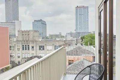 Image de Sonder The Printing Press | Three-Bedroom Apartment w\/ Balcony