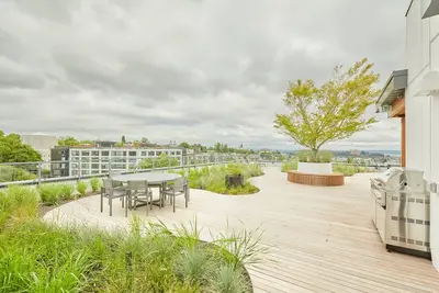 Image de Sonder at Solis | Two-Bedroom Apartment w\/ Balcony