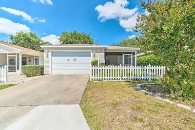 Image de Sunny Home in The Villages w/ Lanai & Pool Access!