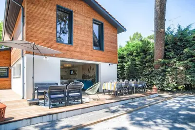 Image de Belle villa moderne sous les pins au Moulleau