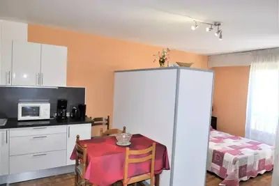 Image de Très belle vue pour ce petit studio au calme!