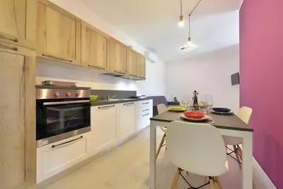 Image de Apartment with garden, A\/C, Wi-Fi and pool | Ap37