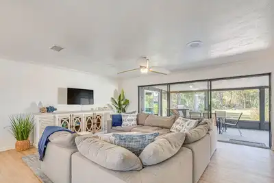 Image de Riverfront Home w/ Boat Dock & Kayaks!