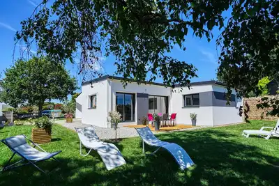 Image de Jolie maison neuve, très bien exposée, au calme, jardin, terrasse.