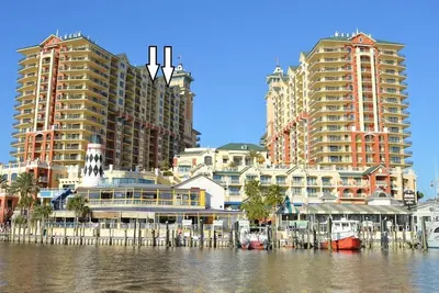 Image de Gem of Emerald Grande | Penthouse | 2 Pools | Beach Shuttle | Free Fun Passes | Crab Island!