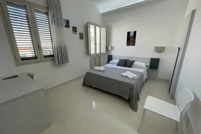 Crispi House - Angel Room