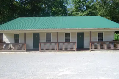 Image de Duplex Cabin G & H (Both Sides) @ LakePointe Resort