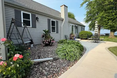 Image de Meticulous lake home on the shores of Lake Winnebago, Wi, Usa - super clean!