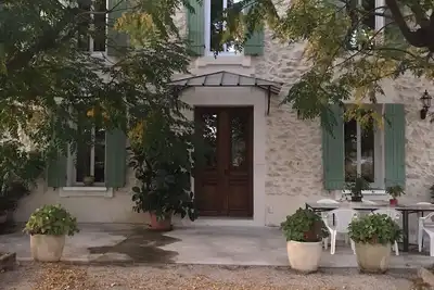 Image de Farm house, 5 miles from Avignon! Vineyard