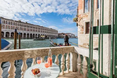 Image de Ca' Giulia Grand Canal