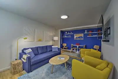 Image de Central & Contemporary Nj Condo: Steps to Shore!