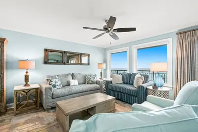 Image de Oceanfront condo with pool, ocean view, washer/dryer, & high-speed WiFi