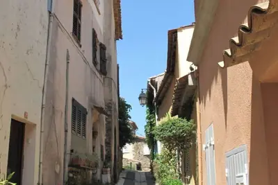 Image de Confortable appartement pour 4 personnes avec Wifi, Tv, patio et parking