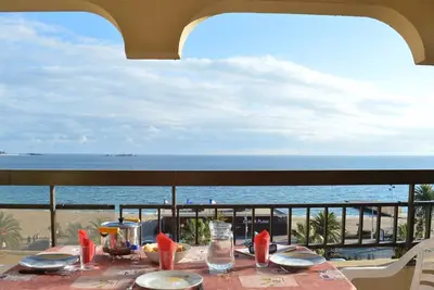 Image de Studio cabine pour 4 avec terrasse, près de Port Fréjus