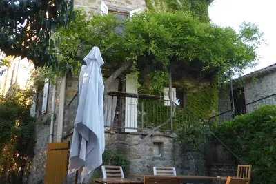 Image de Elégante maison des Baronnies provençales avec grand jardin