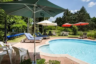 Image de Sous Les Etoiles: active family holiday to remember near Montcuq, France\n