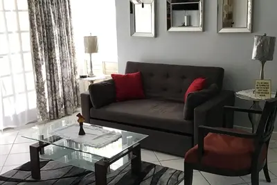 Image de A Suite Home entire pool home