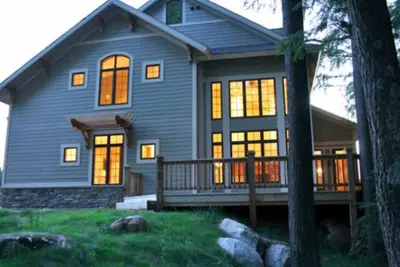 Image de Luxury on the 3l chain sleeps 8+ at the Northernaire Resort's Premier Unit!