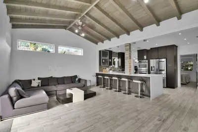 Image de Stylish 3-Bedroom Miami Retreat Prime Location Modern Amenities