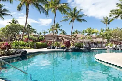 Image de Nicely decorated condo close to pool!