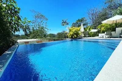 Image de Beautiful and new apartment with pool (Altamar)