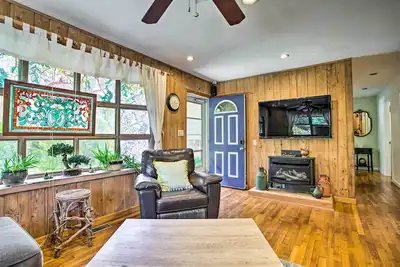 Image de Charming Hampton Bays Home 5 Mi to Cooper’s Beach