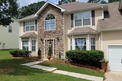 Image de Gorgeous, Spacious, Clean, Comfortable Stay, Close to Six-Flags