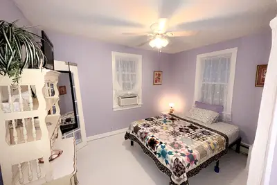 Image de Life is good at the beach! 4br 2. 5ba Pet-friendly home w/ Parking.