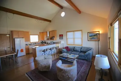 Image de Architect's upscale home near HIstoric Downtown