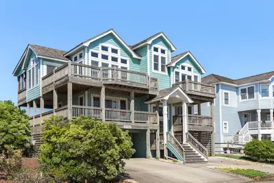 Image de Eighty-Sea: Ocean View, Community Pool