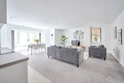 Image de Modern 2 Bedroom Apartment in Central Preston