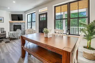 Image de Village Hilltop: 3 br, fireplace, a/c, walkable to Village!