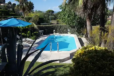 Image de Appartement T2  30 m2 indépendant dans villa avec piscine