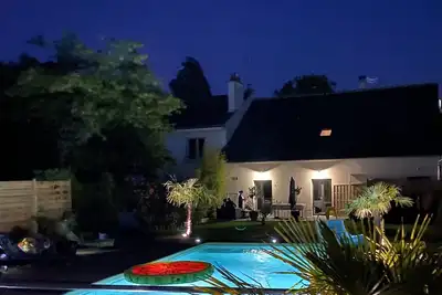 Image de Maison aux portes de Tours avec Piscine