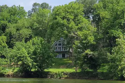 Image de Riverfront~Tubing~Fishing~Private~Pets - \"Misty Run\"
