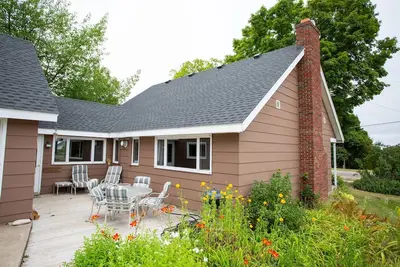 Image de Lake Superior Hamlet House - Bayview, walkable to downtown